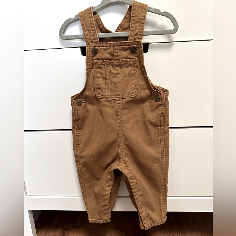 Old Navy toddler twill overall, 6-12 months
